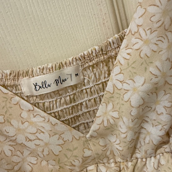 Bella Mae cream floral romper, medium - Picture 3 of 6